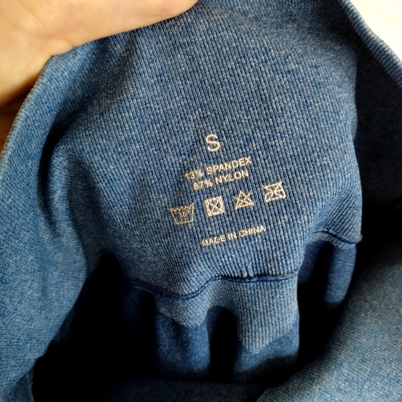 NVGTN Slate Blue Curve Seamless Leggings sz S - Picture 7 of 7